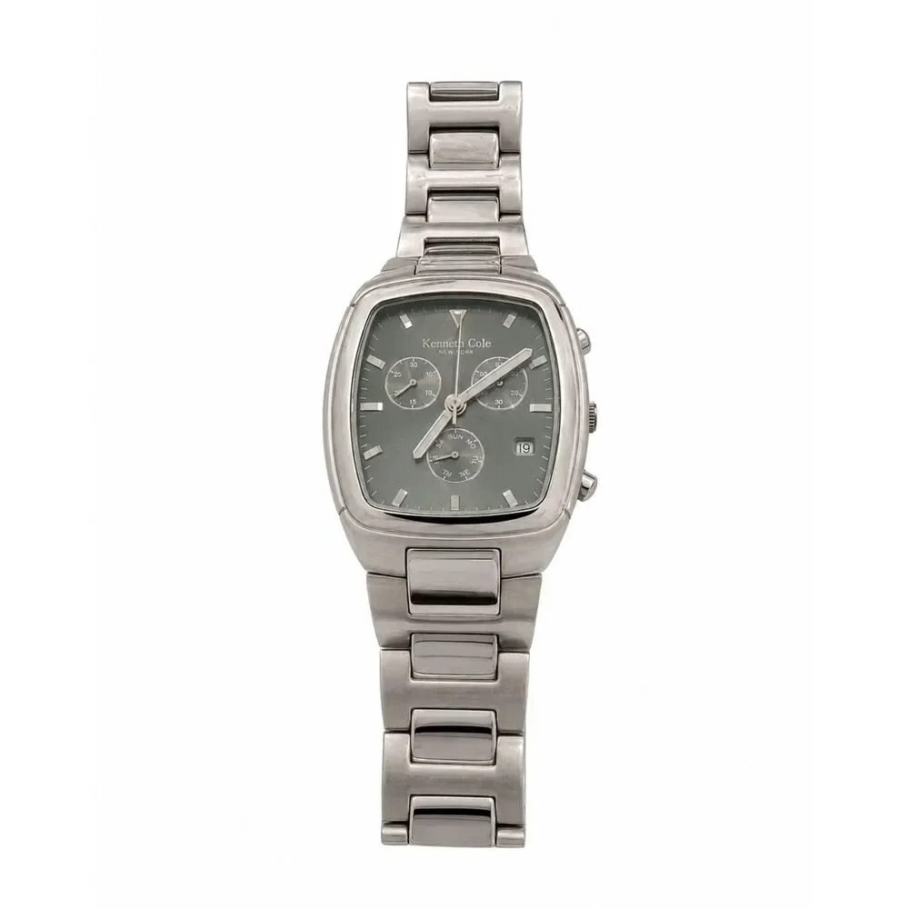 Kenneth Cole New York this sharp